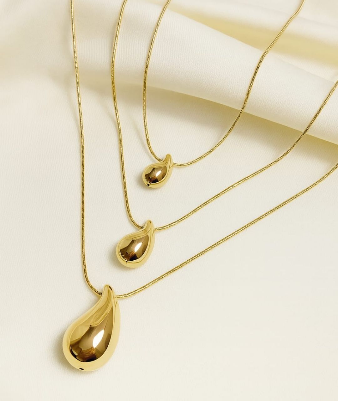 Collar gota de agua