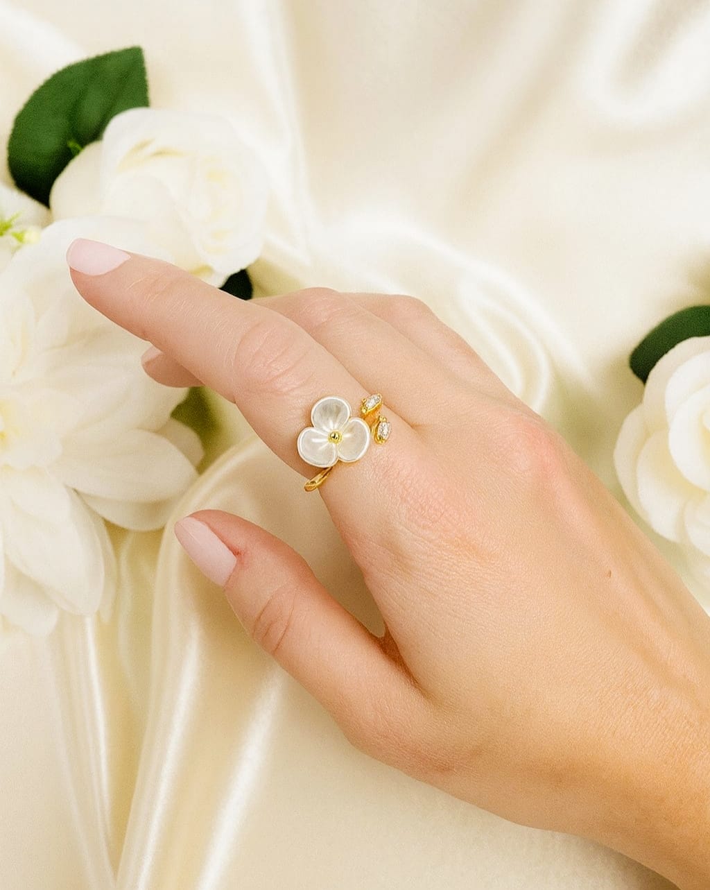 Anillo HOJA DIAMANTE